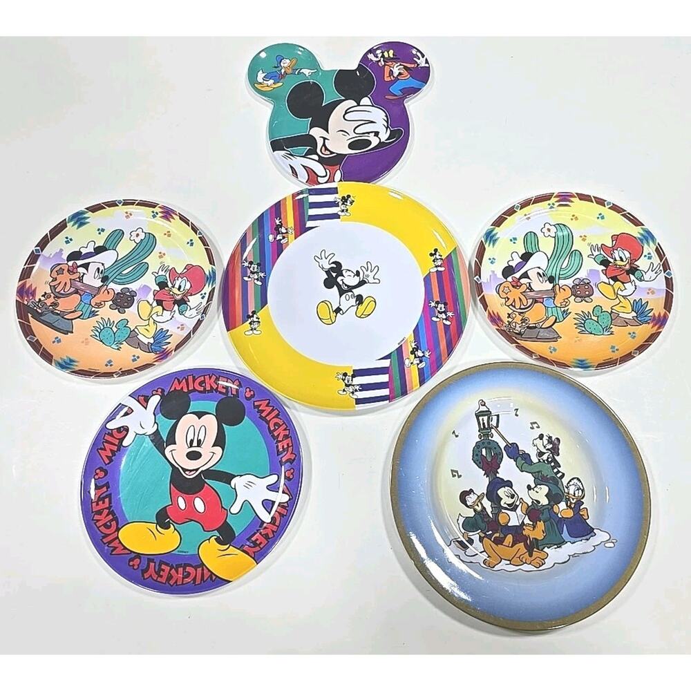 Disney‎ Mickey Mouse Goofy Donald Duck Childs Plastic Plate Set of 6 U252